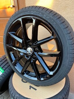 5x112 R18 Borbet N Black glossy + letné 225/40 R18 (2024) - 3