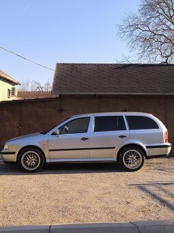 Škoda Octavia - 3