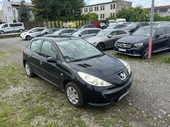 Peugeot 206 + 1.1 Magic - 3