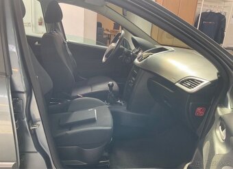 Na notársku zmluvu, Peugeot 207 SW - 3