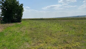 STAVEBNÝ POZEMOK S VÝHĽADOM NA KARPATY – IDEÁLNE MIESTO NA D - 3