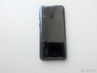 Samsung Galaxy A20e - 3