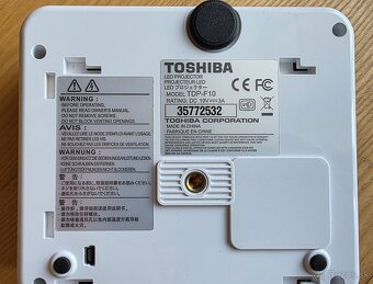 LED projektor Toshiba TDP-F10 + DO + puzdro - 3