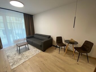 Príjemný byt 32 m² s vonkajším parkovacím miestom - 3
