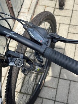 Horský pánsky bicykel Kross Hexagon 5.0 29” čierno-žltý - 3