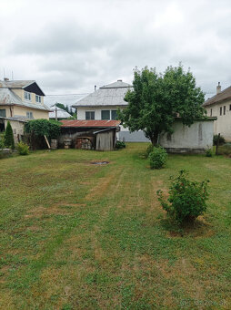 Rodinný dom – Stakčín, centrum, 820 m² pozemok, garáž - 3