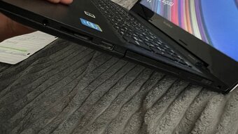 Lenovo notebook - 3