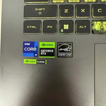 [Predám] Herný notebook - 16" ASUS ROG STRIX G614JIR-N4002W - 3