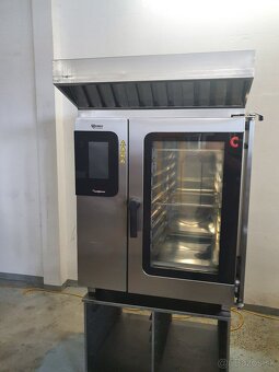 Konvektomat Convotherm 10GN s digestoří - 3