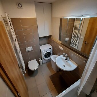 Prenájom 2-izb. byt v TN, Zlatovská + parkovacie miesto - 3