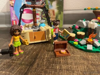 LEGO Friends 41097 – Heartlake Hot Air Balloon - 3