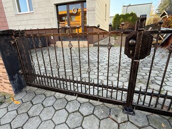 Plot na predaj (cena za m2) - 3