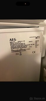 Truhlicová mraznička AEG - 3