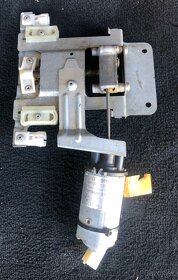 BMW -7- E38 RÔZNE NÁHRADNÉ DIELY ORIGONAL - 3