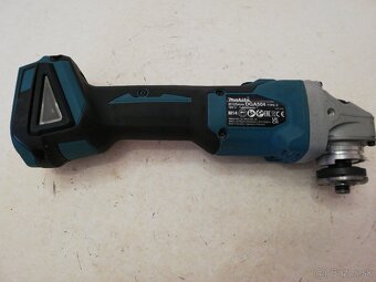 Makita uhlová brúska 18V - 3