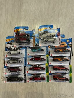 HotWheels mix autíčok - 3