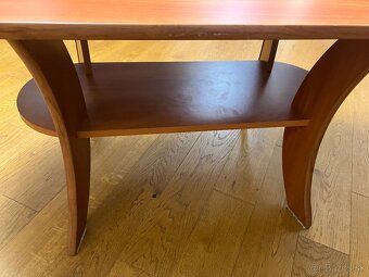 PREDÁM NEPOŠKODENÝ KONFERENČNÝ STOLÍK - 3