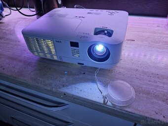 Projektor NEC V300W plne funkčný 100% stav - 3