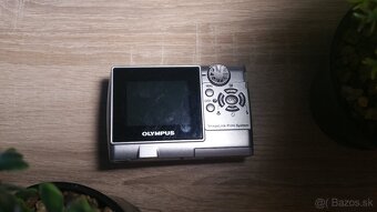 OLYMPUS FE-130 - 3