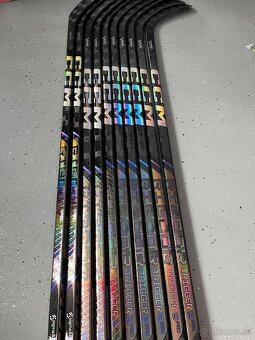 hokejka CCM Ribcor Trigger9 Pro - 3