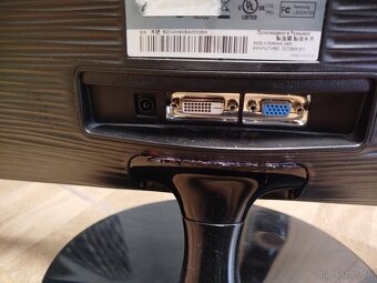 Samsung - 3