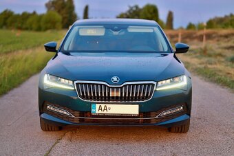 Superb Limuzina 2.0 TDI 4x4 Premium Edition 110000km Webasto - 3