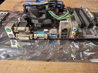 MB GIGABYTE H81M-S2PV + i3-4330 + RAM 4GB - 3