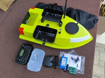 GPS Zavážacia loďka s taškou 12.000mAh - 3