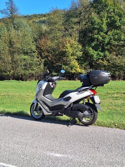 Yamaha nmax125 - 3