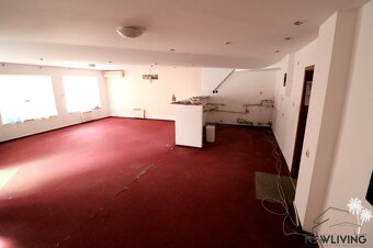 PRENÁJOM: rozľahlý obchodný priestor v centre, Piešťany - 3