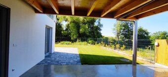 Moderná novostavba s garážou v obci Teriakovce - 3