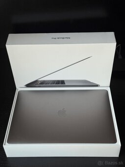 Apple MacBook Pro 15 | 256 GB | 16 GB | i7 | TouchBar - 3