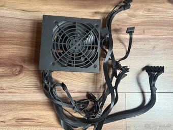 PC Zdroj Hexa + Pro 600 - 3