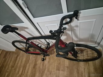 Predám Trek domane Sl6 veľ. 58,crimson/black - 3