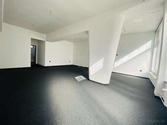 Na predaj obchodný/administratívny priestor so služobným byt - 3