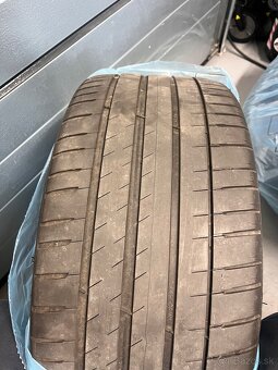 Michelin Pilot Sport EV 255/40 R20 - 3