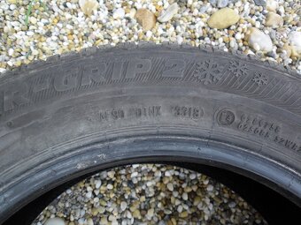 Predám zimné pneu 185/60R15 - 3