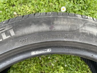 4x Letne pneu Pirelli 235/45 R18 - 3