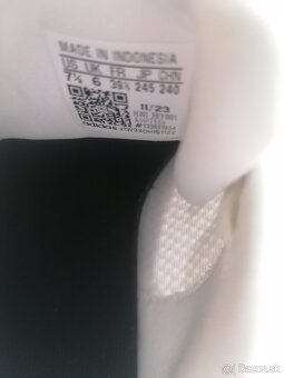 Tenisky Adidas 39 - 3