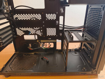 Mid Tower PC skriňa - Zalman Z1 Black - 3
