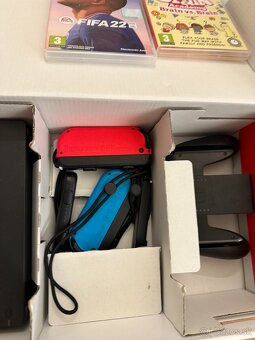Nintendo Switch - 3