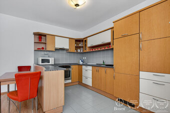 BOSEN | Na prenájom 2 izbový byt s klimatizáciou a garážou - 3