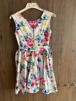 Krátke kvetované šaty veľ.36 - 3