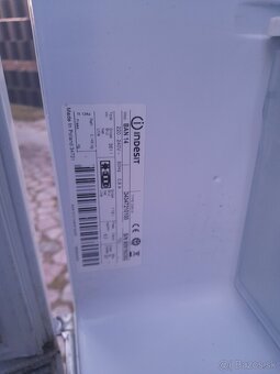 Chladnička kombinovana INDESIT - 3