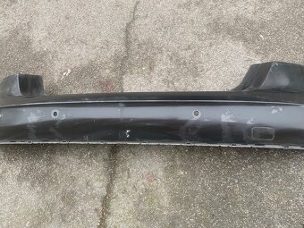 Audi A8 zadny naraznik - 3