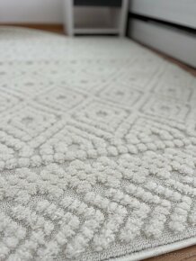 Predám čisto nový koberec 180x120 cm - 3