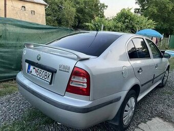 Škoda Octaviu 1.4 benzin 16V R.v 2002 - 3