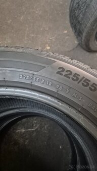 225/55R18 98V - 3