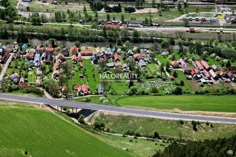 HALO reality - Predaj, pozemok pre rodinný dom 987 m2 Neme - 3