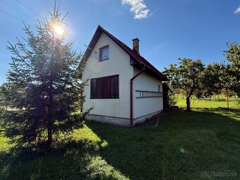 PREDAJ - STAVEBNÝ POZEMOK S CHATKOU - ČARADICE - 3